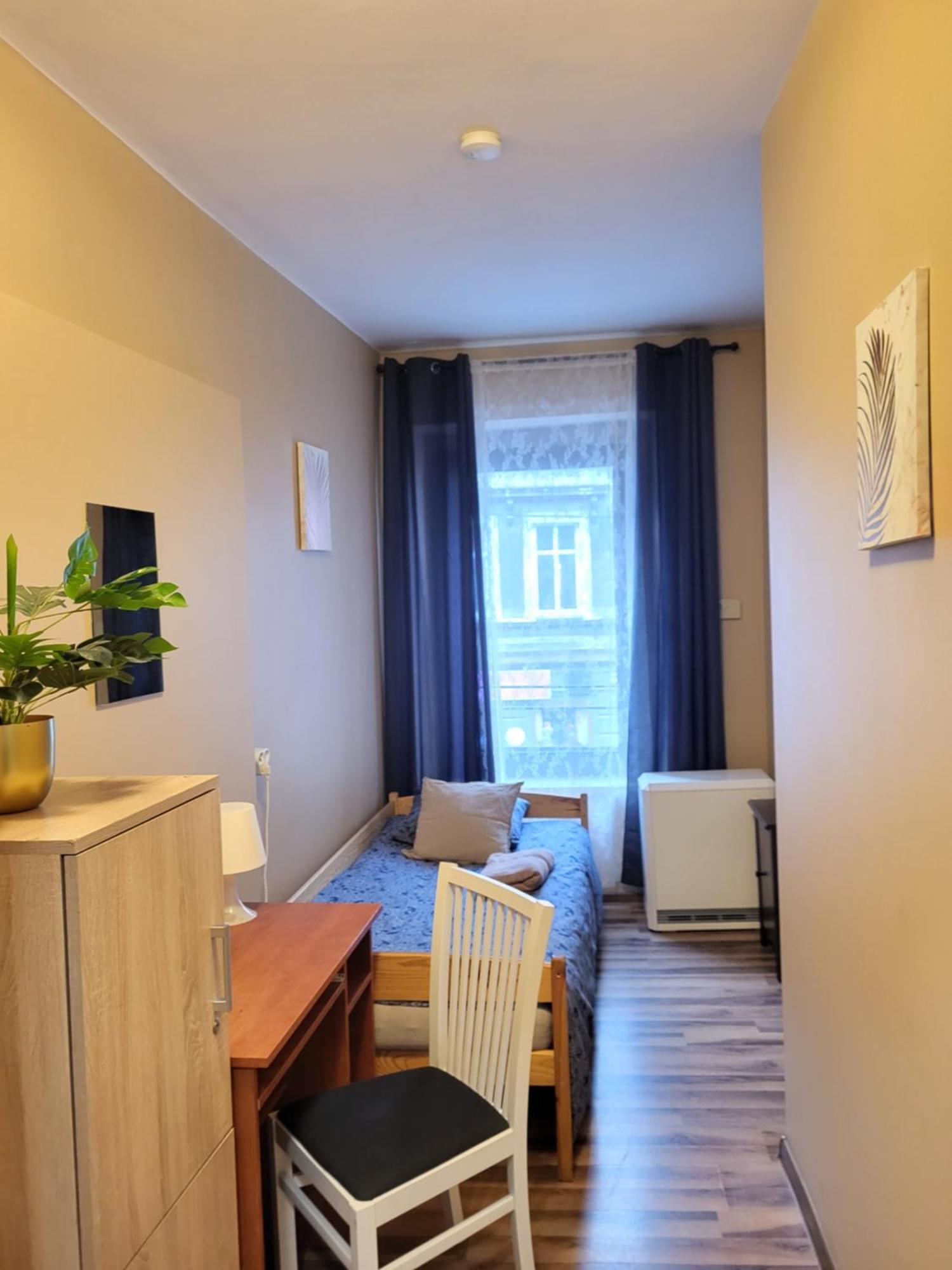 Hostel Gliwice Centrum Parking 객실 사진