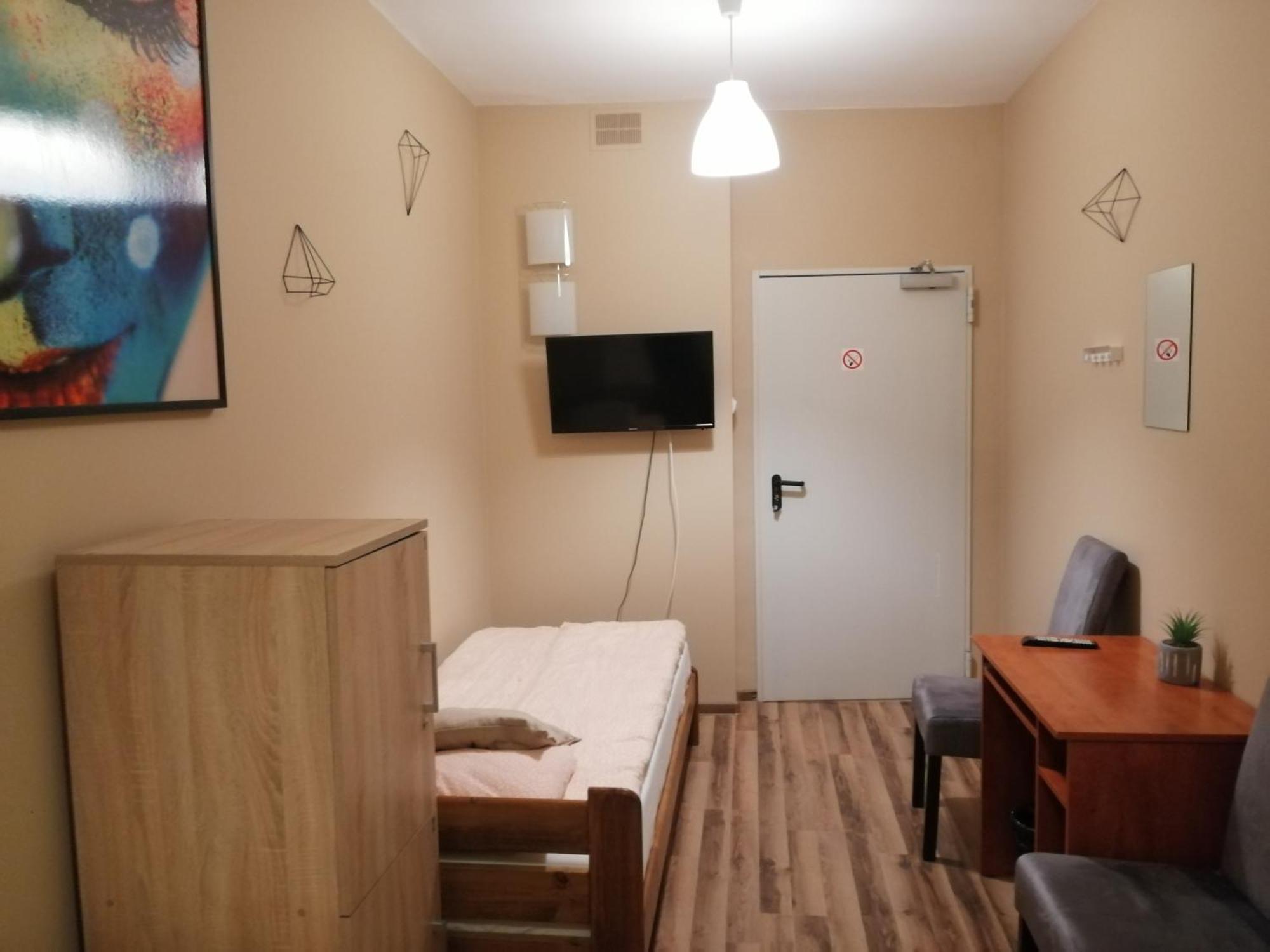 Hostel Gliwice Centrum Parking 객실 사진