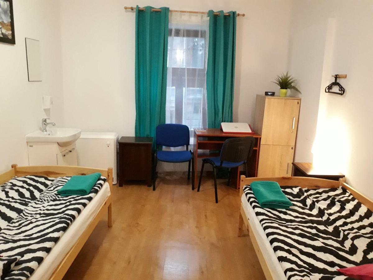 Hostel Gliwice Centrum Parking 외부 사진